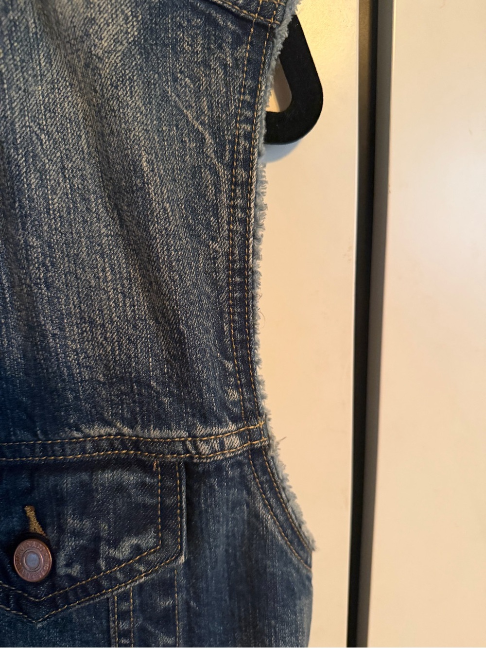 Levi's Blue Distressed Denim Sleeveless Vest - Picture 5 of 8